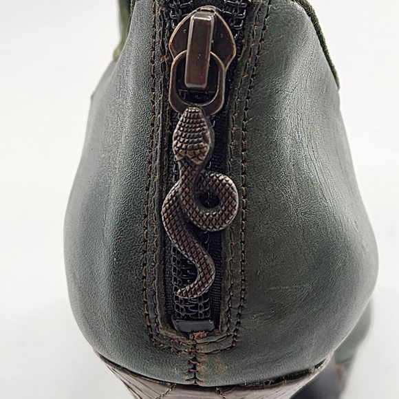 HOUSE OF HARLOW 1960 Natalie Low Boot in Green Leather With Snakeskin Heel - Picture 6 of 8